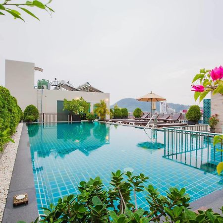 Hotel Azure Bangla Phuket Patong Exterior foto