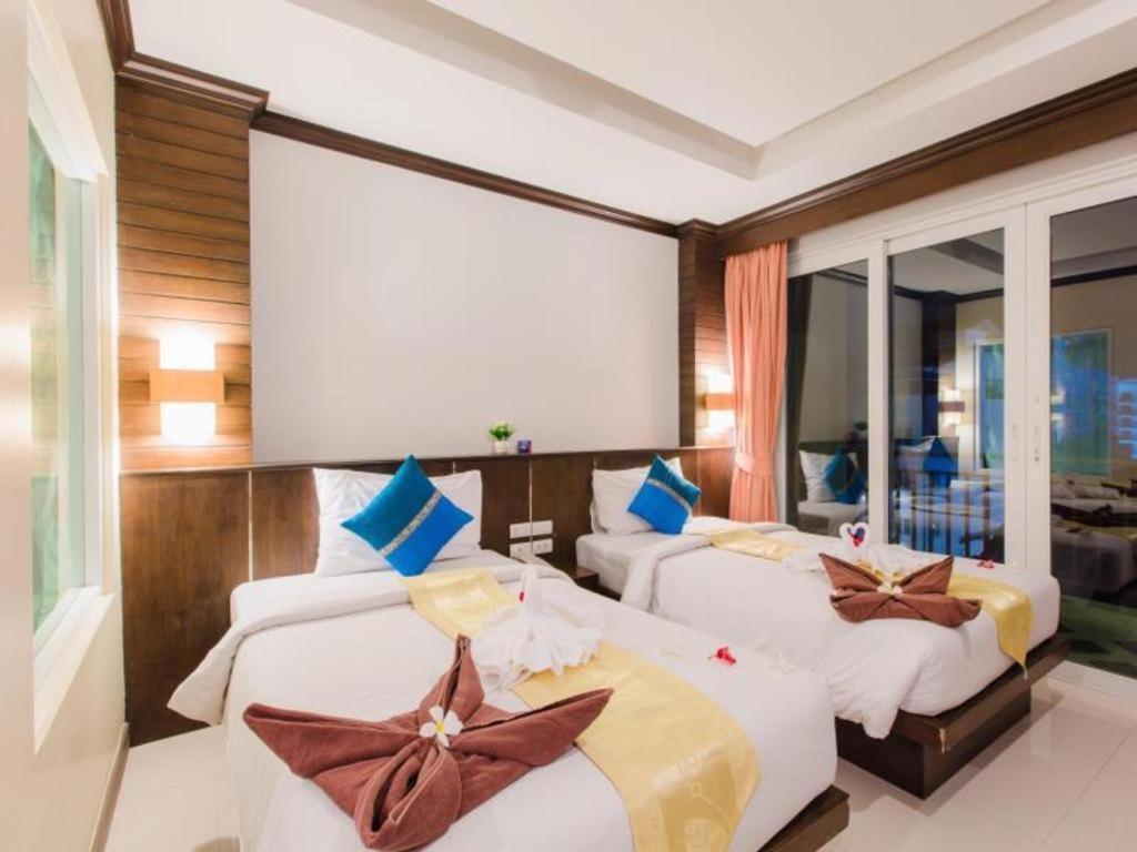 Hotel Azure Bangla Phuket Patong Exterior foto