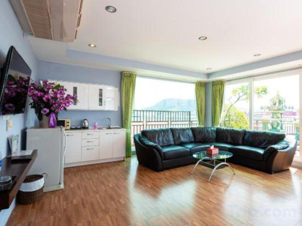 Hotel Azure Bangla Phuket Patong Exterior foto